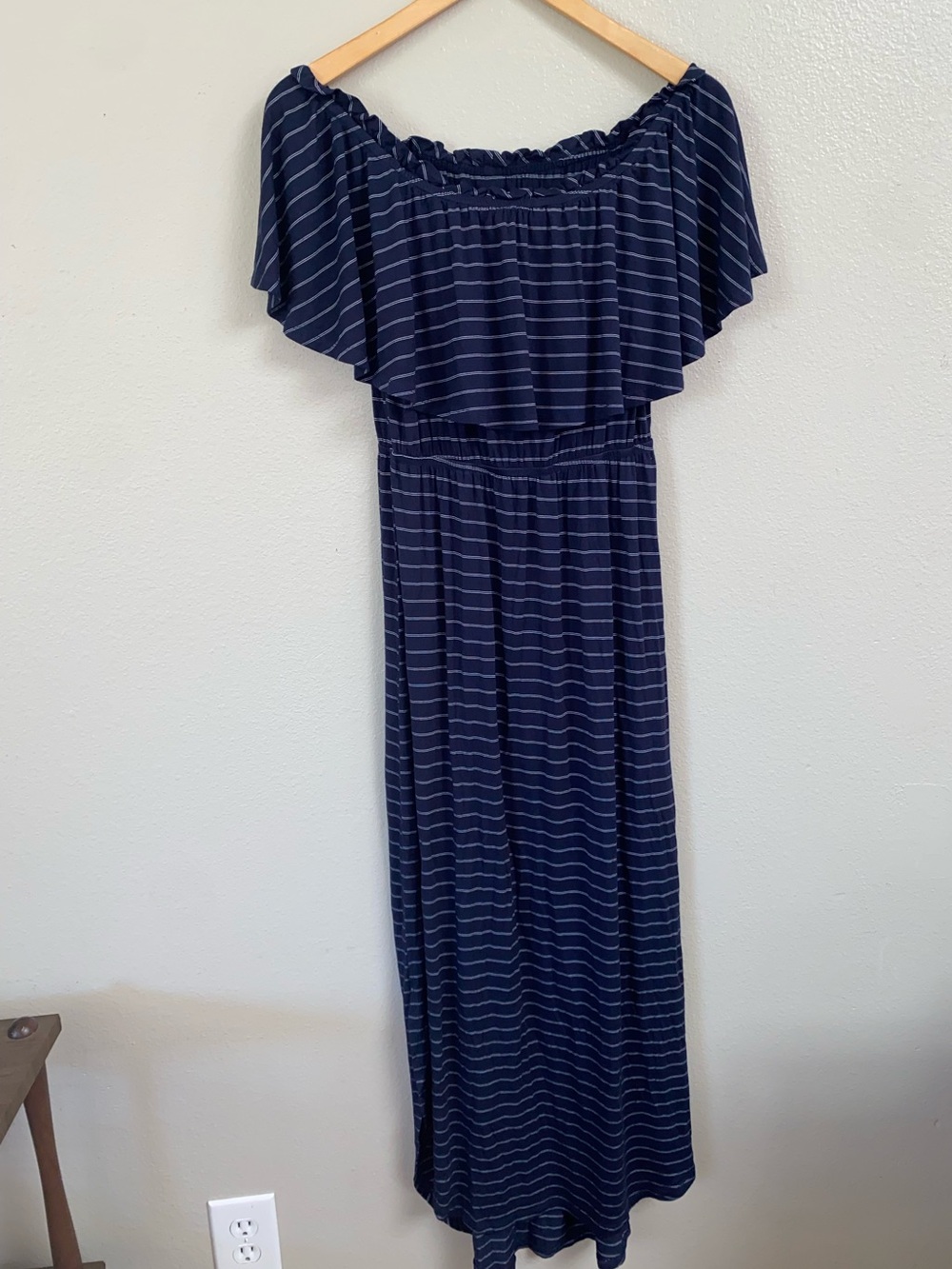 Lemon Tart Navy White Striped Off Shoulder Maxi Dress Size MP (medium petite)